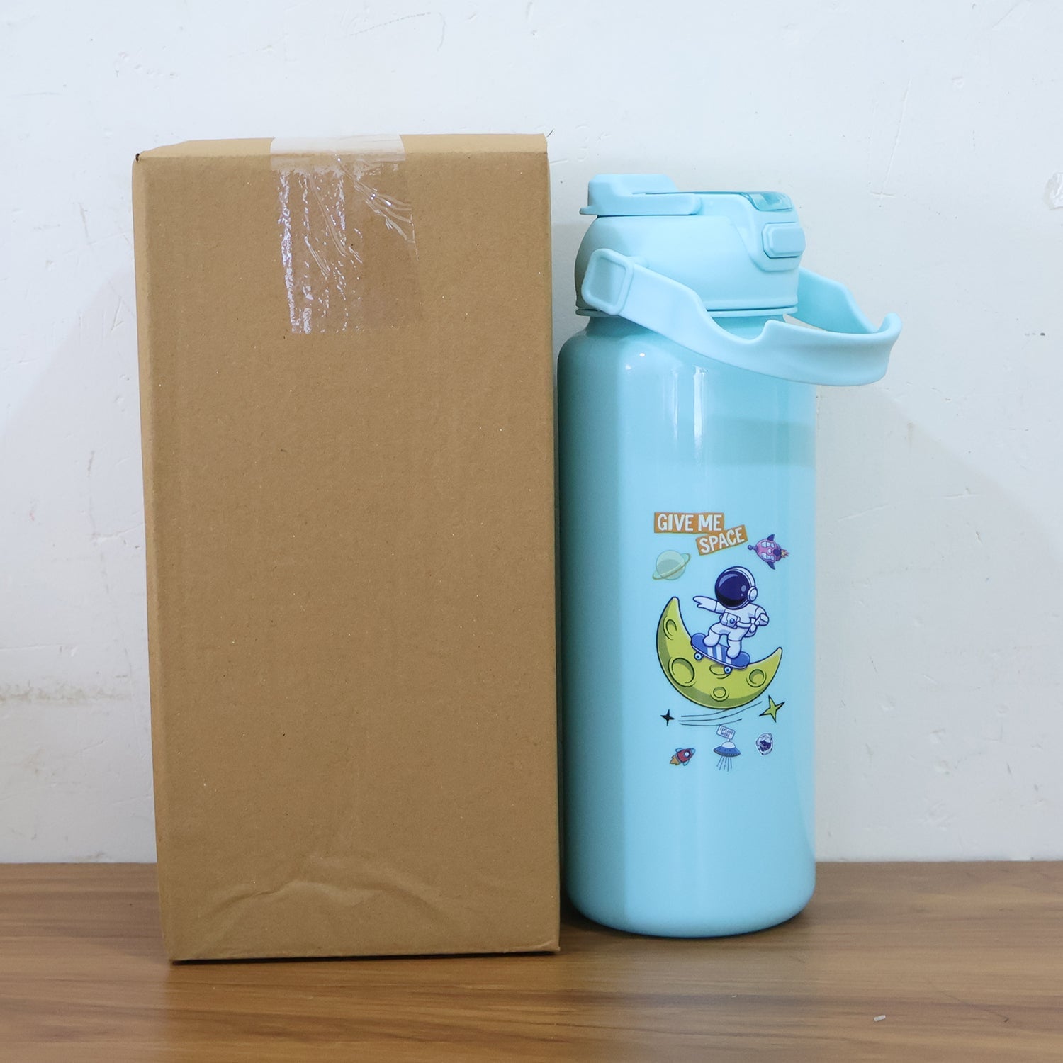 Premium Water Bottles 2000ml + 900ml + 300ml  - (Set) Premium Water Bottles 2000ml + 900ml + 300ml  - (Set)